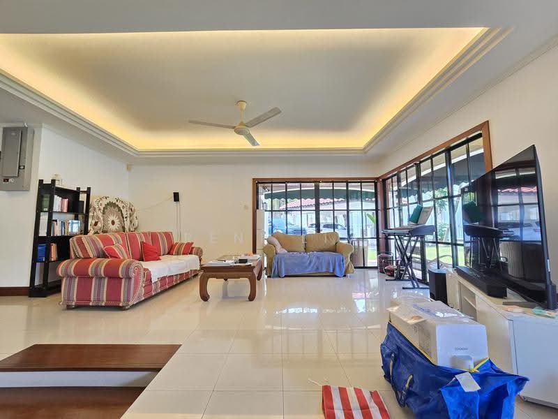 Rumah Berkembar untuk Dijual di Tropicana Golf & Country Resort (Tropicana) - Reni Lim - Living Room - PropertyGuru.com.my