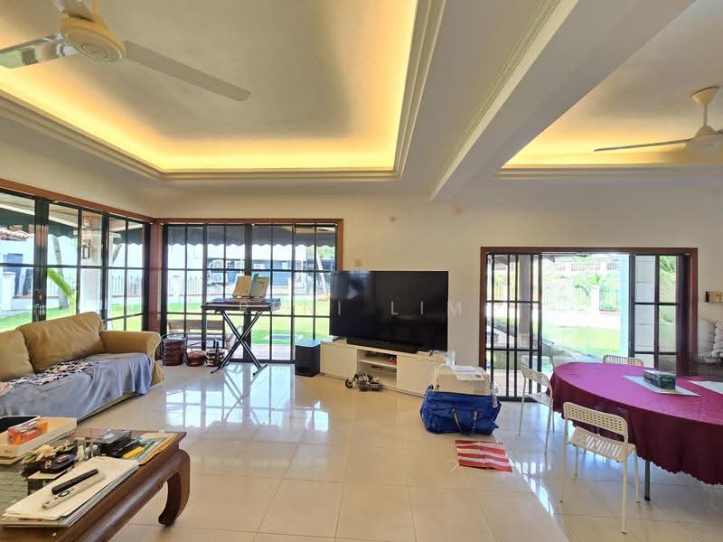 Rumah Berkembar untuk Dijual di Tropicana Golf & Country Resort (Tropicana) - Reni Lim - Living Room - PropertyGuru.com.my