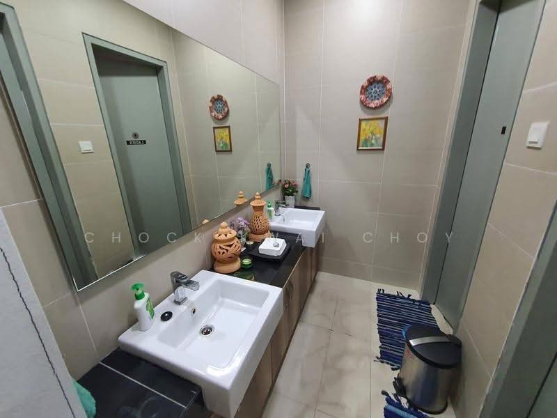 Office for Sale in Bandar Kinrara (Selangor) - CHOCK KWAI CHOY - Bathroom - PropertyGuru.com.my