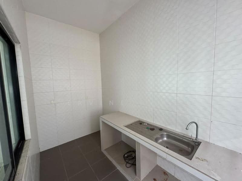 Rumah Berkembar untuk Dijual di Taman Nusa Idaman (Iskandar Puteri (Nusajaya)) - Lavine Beh - Kitchen - PropertyGuru.com.my