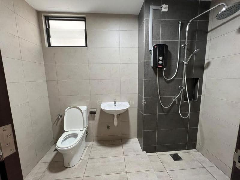 Kediaman Servis untuk Disewa di Luminari - TG Ong - Bathroom - PropertyGuru.com.my