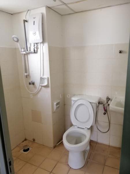 Condominium for Rent at Pantai Hillpark 2 - Sky Loong - Bathroom - PropertyGuru.com.my