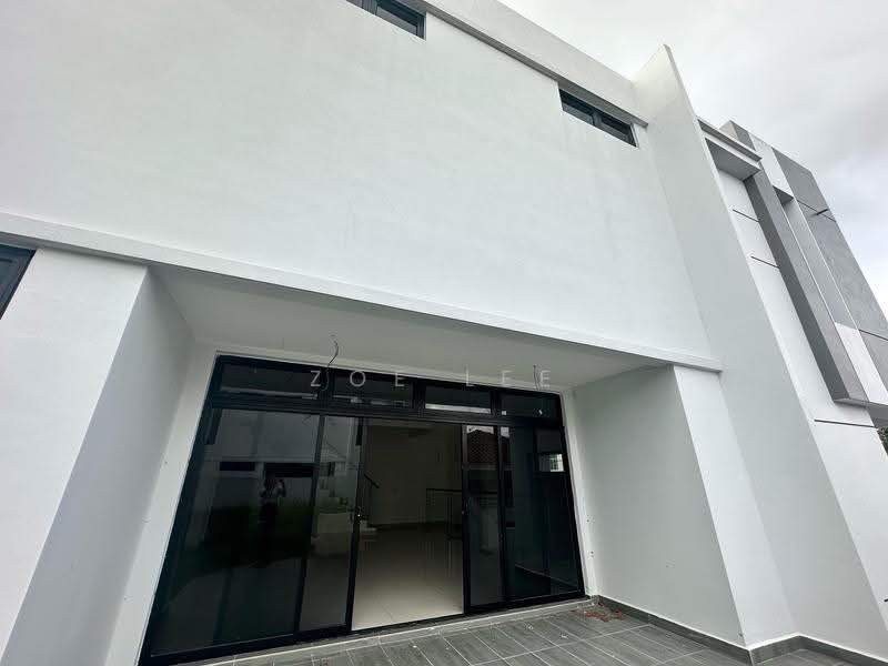 Rumah Berkembar untuk Dijual di Taman Perling (Perling) - Zoe Lee - PropertyGuru.com.my