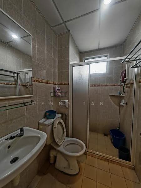 Condominium for Rent at Coastal Tower - Peggy Tan - Bathroom - PropertyGuru.com.my