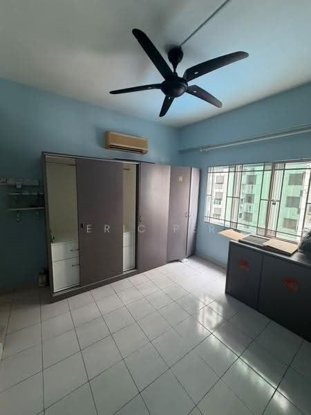 Kondominium untuk Dijual di Kepong Sentral Condominium - Eric Per - Bedroom - PropertyGuru.com.my