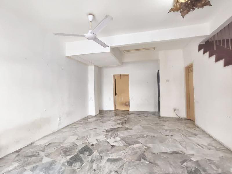 2-storey Terraced House for Sale in Bandar Baru Puncak Alam (Puncak Alam) - Liza Khalid - PropertyGuru.com.my