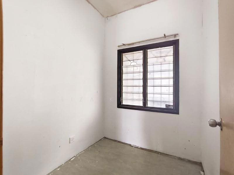 2-storey Terraced House for Sale in Bandar Baru Puncak Alam (Puncak Alam) - Liza Khalid - PropertyGuru.com.my