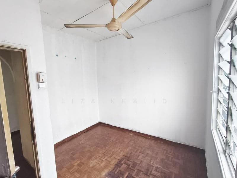 2-storey Terraced House for Sale in Bandar Baru Puncak Alam (Puncak Alam) - Liza Khalid - PropertyGuru.com.my