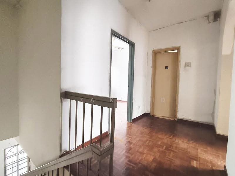 2-storey Terraced House for Sale in Bandar Baru Puncak Alam (Puncak Alam) - Liza Khalid - PropertyGuru.com.my