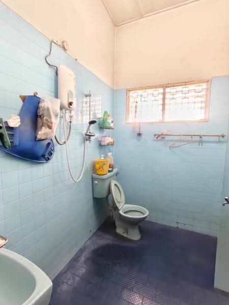 Bungalow House untuk Dijual di Taman Kanagapuram (Petaling Jaya) - Victor Foo - Bathroom - PropertyGuru.com.my
