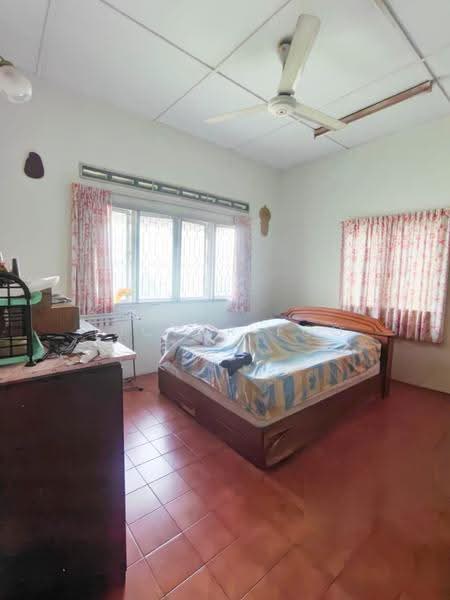 Bungalow House untuk Dijual di Taman Kanagapuram (Petaling Jaya) - Victor Foo - Bedroom - PropertyGuru.com.my