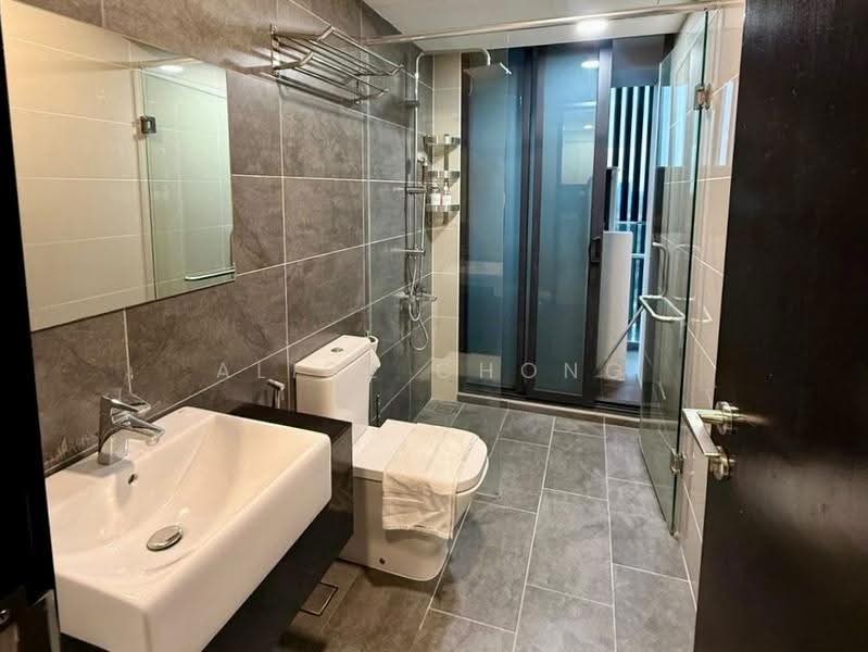 Pangsapuri untuk Dijual di Almas - Alice Chong - Bathroom - PropertyGuru.com.my