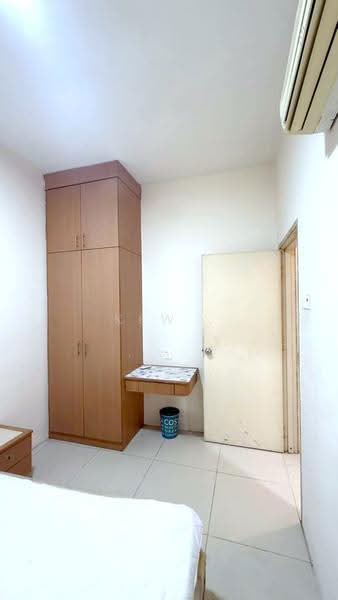 Condominium for Rent at East Lake Residence - Kew . - Bedroom - PropertyGuru.com.my