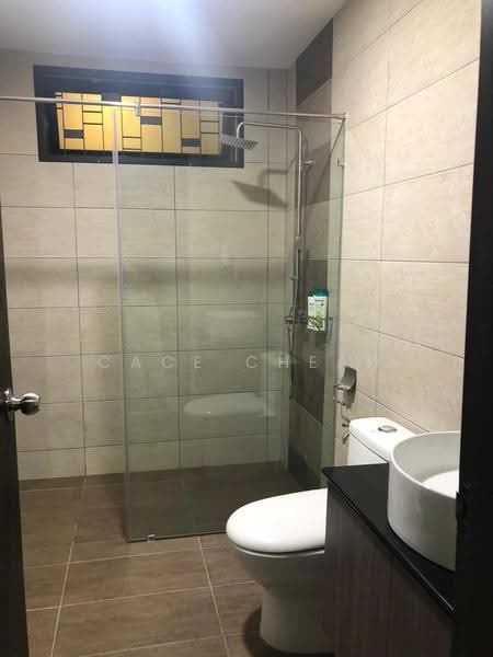 Kediaman Servis untuk Dijual di Molek Regency - Cace Cheah - Bathroom - PropertyGuru.com.my