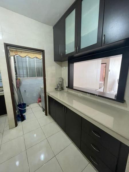 Kondominium untuk Disewa di Angkasa Condominiums - Ernest Ong - Kitchen - PropertyGuru.com.my