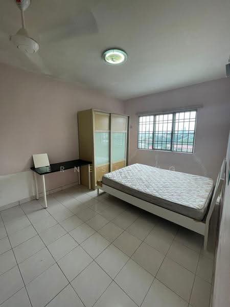 Kondominium untuk Disewa di Angkasa Condominiums - Ernest Ong - Bedroom - PropertyGuru.com.my
