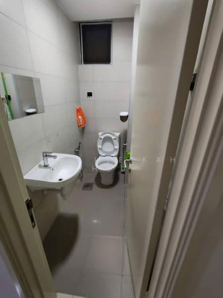 Kediaman Servis untuk Disewa di Sfera Residency - Don Lee Kah Hou - Bathroom - PropertyGuru.com.my