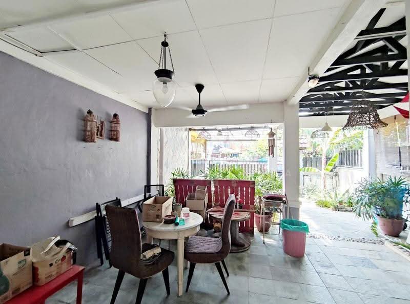 Rumah Teres 2-Tingkat untuk Dijual di Shah Alam (Selangor) - Nur Alia Omar - Exterior - PropertyGuru.com.my
