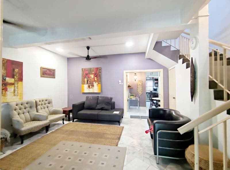 Rumah Teres 2-Tingkat untuk Dijual di Shah Alam (Selangor) - Nur Alia Omar - Living Room - PropertyGuru.com.my