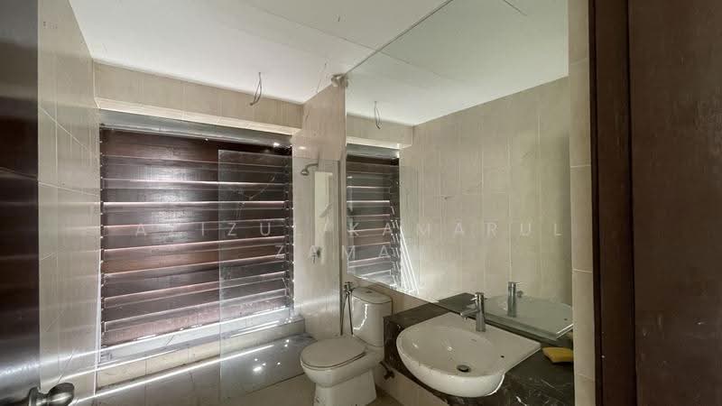 Bungalow House for Sale in Bandar Seri Putra (Bangi) - Azizul Kamarul Zaman - Bathroom - PropertyGuru.com.my