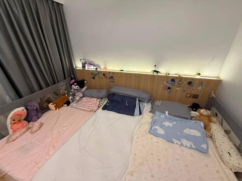 Service Residence for Sale at 8Scape Residence @ Sutera - Junz Liew - Bedroom - PropertyGuru.com.my