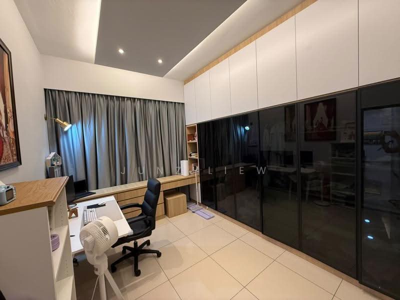 Service Residence for Sale at 8Scape Residence @ Sutera - Junz Liew - Study - PropertyGuru.com.my