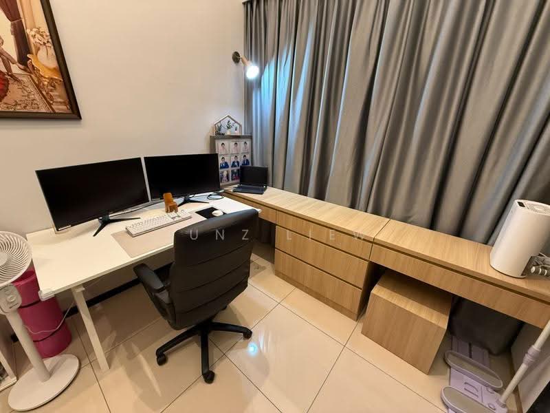 Service Residence for Sale at 8Scape Residence @ Sutera - Junz Liew - Study - PropertyGuru.com.my