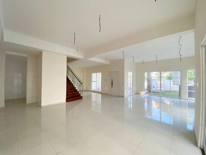 Rumah Berkembar untuk Dijual di D'Kayangan (Shah Alam) - Nur Alia Omar - Living Room - PropertyGuru.com.my