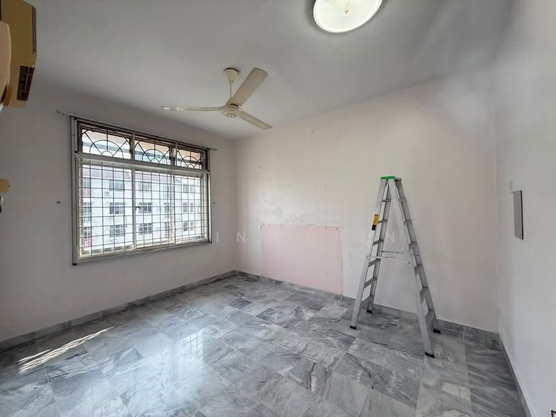 Flat for Sale at Taman Kenanga Seksyen 3 - Celine Chen - Interior - PropertyGuru.com.my
