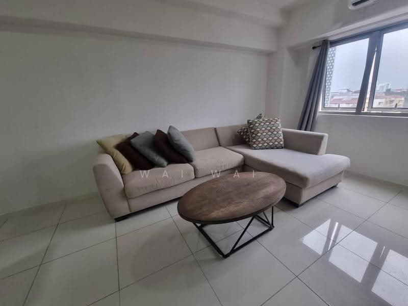 Kediaman Servis untuk Disewa di Paragon @ Pan'gaea - Wai Wai - Living Room - PropertyGuru.com.my
