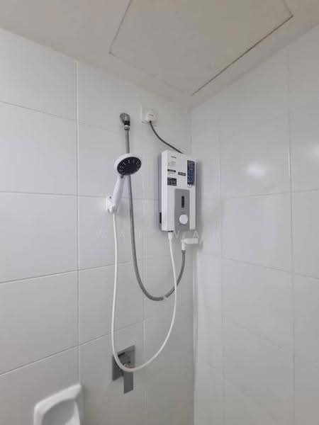 Kediaman Servis untuk Disewa di Paragon @ Pan'gaea - Wai Wai - Bathroom - PropertyGuru.com.my