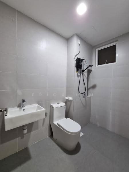 Kediaman Servis untuk Disewa di TRELLIS RESIDENCES - Erica Lim - Bathroom - PropertyGuru.com.my
