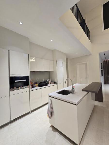 Semi-Detached House for Sale in Puteri Harbour (Iskandar Puteri (Nusajaya)) - Lavine Beh - Kitchen - PropertyGuru.com.my