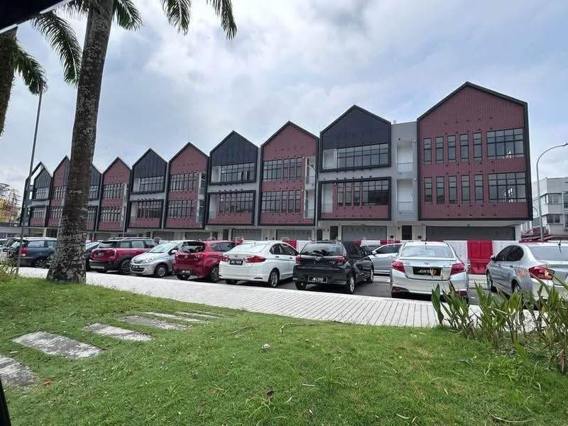 Shop / Office untuk Disewa di Taman Sutera Utama (Skudai) - Cace Cheah - Exterior - PropertyGuru.com.my