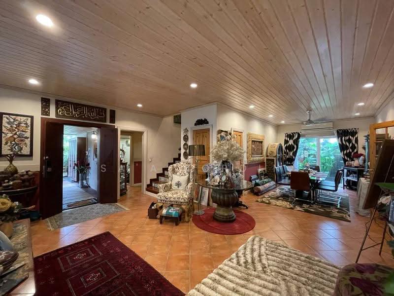 Bungalow House untuk Dijual di Shah Alam (Selangor) - Sa'a Nordin - Living Room - PropertyGuru.com.my