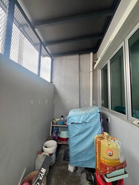 Rumah Teres 1-Tingkat untuk Dijual di Puncak Alam (Selangor) - Siti Hajar - Balcony - PropertyGuru.com.my