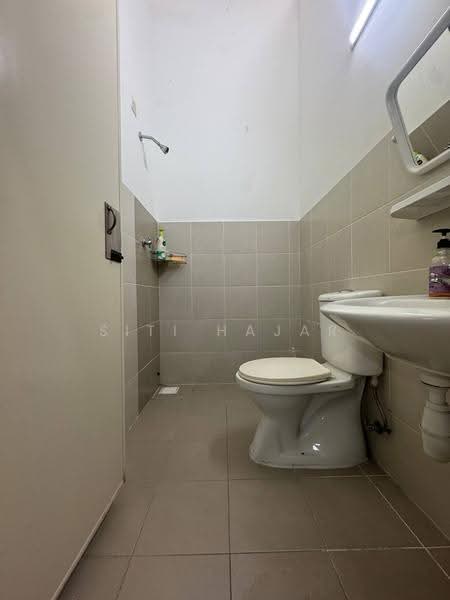 Rumah Teres 1-Tingkat untuk Dijual di Puncak Alam (Selangor) - Siti Hajar - Bathroom - PropertyGuru.com.my