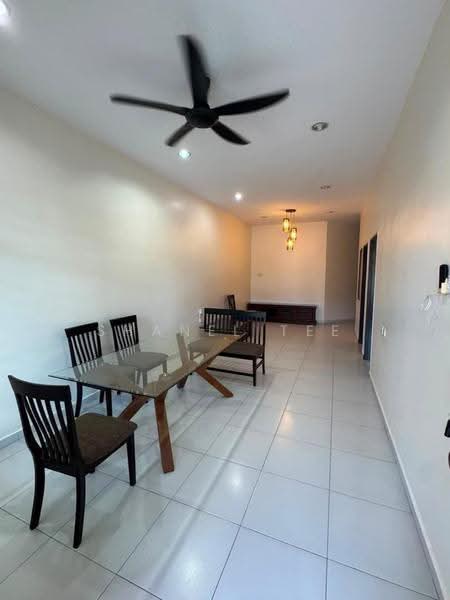 Rumah Teres 1-Tingkat untuk Disewa di Taman Kluang Indah (Kluang) - Shanel Tee - Dining Room - PropertyGuru.com.my