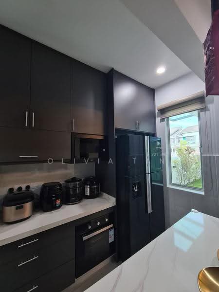 Rumah Teres 2-Tingkat untuk Disewa di Taman Sepang (Sepang) - Olivia Tan - Kitchen - PropertyGuru.com.my