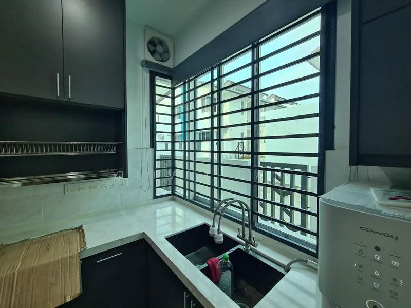 Rumah Teres 2-Tingkat untuk Disewa di Taman Sepang (Sepang) - Olivia Tan - Kitchen - PropertyGuru.com.my