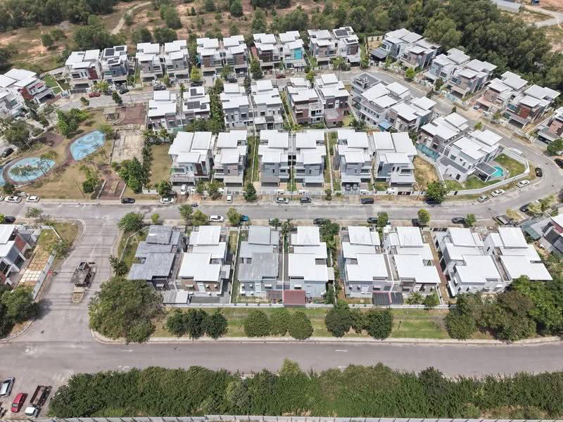 Rumah Berkembar untuk Dijual di Alam Impian (Shah Alam) - Amril Najmin - Exterior - PropertyGuru.com.my