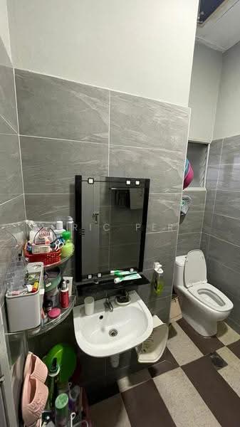 Rumah Teres 1-Tingkat untuk Dijual di Taman Bukit Maluri (Kepong) - Eric Per - Bathroom - PropertyGuru.com.my