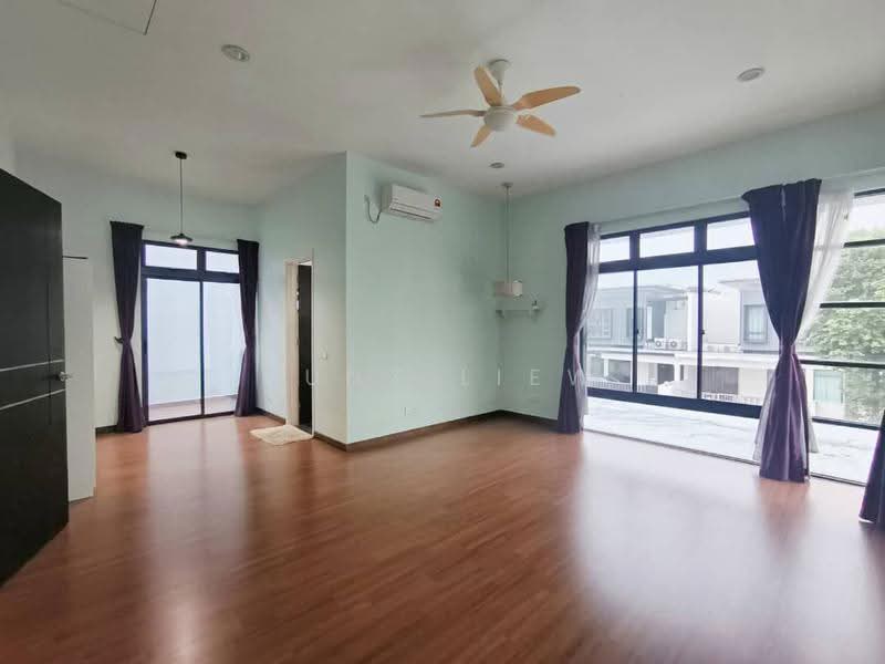 Semi-Detached House for Sale in Setia Eco Gardens (Gelang Patah) - Junz Liew - Living Room - PropertyGuru.com.my