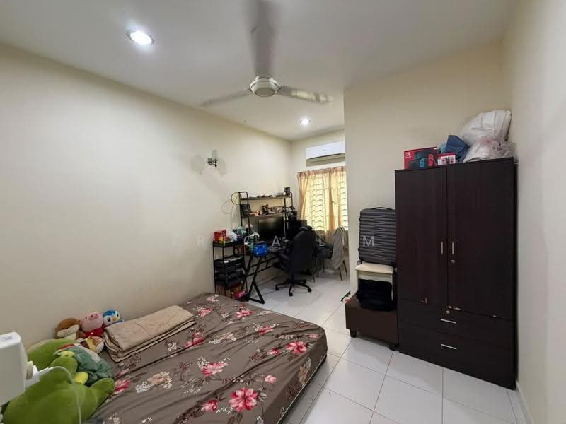 2-storey Terraced House for Sale in Taman Setia Indah (Tebrau) - Erica Lim - Bedroom - PropertyGuru.com.my