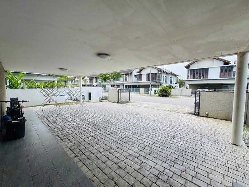Rumah Berkembar untuk Dijual di Elmina (Shah Alam) - Amril Najmin - Exterior - PropertyGuru.com.my