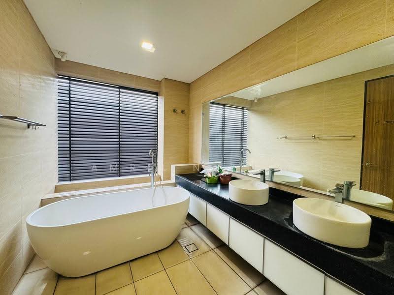 Rumah Berkembar untuk Dijual di Elmina (Shah Alam) - Amril Najmin - Bathroom - PropertyGuru.com.my