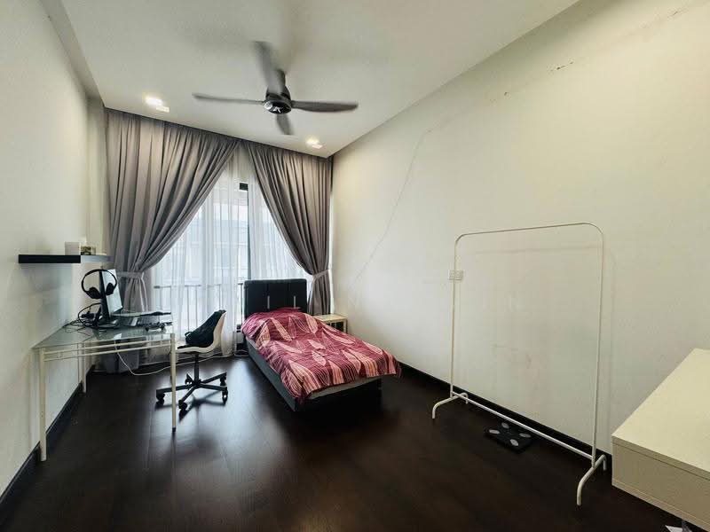 Rumah Berkembar untuk Dijual di Elmina (Shah Alam) - Amril Najmin - Bedroom - PropertyGuru.com.my