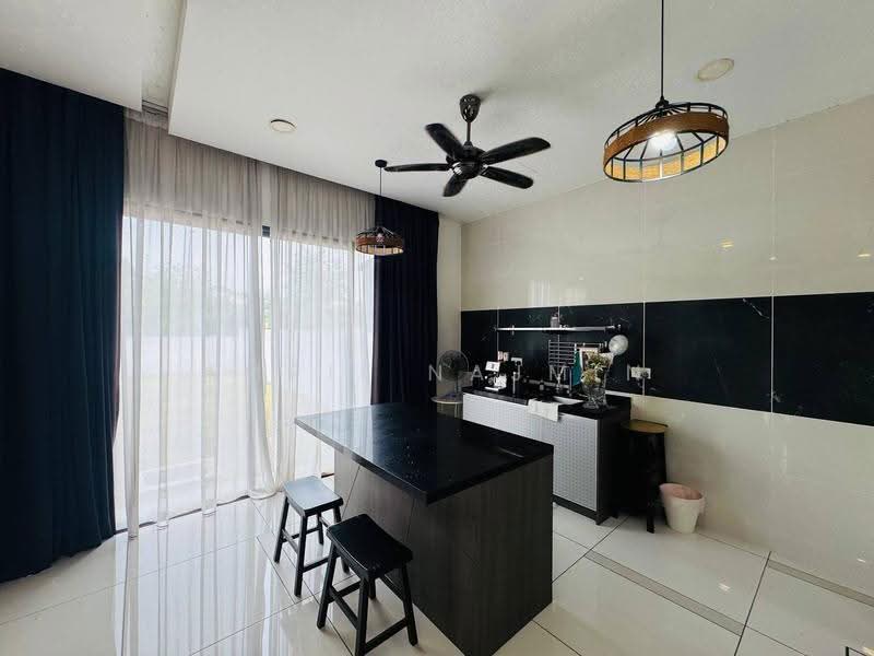Rumah Berkembar untuk Dijual di Elmina (Shah Alam) - Amril Najmin - Kitchen - PropertyGuru.com.my
