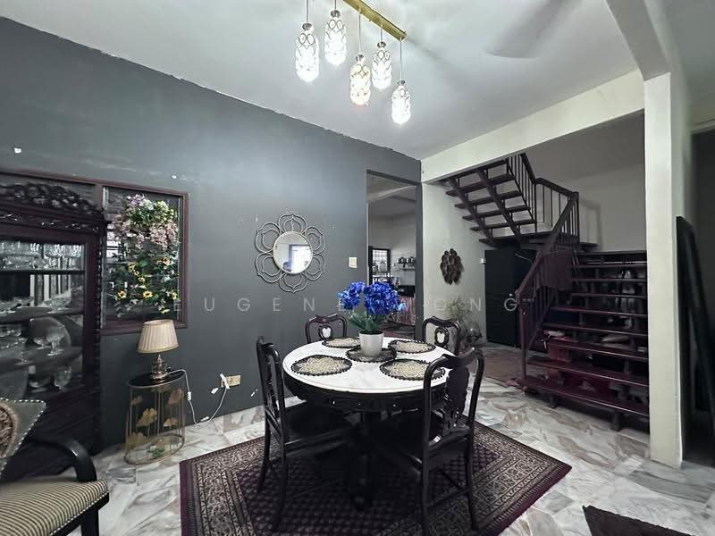 Terraced House for Sale in Bandar Putra Permai (Seri Kembangan) - Eugene Wong - Dining Room - PropertyGuru.com.my