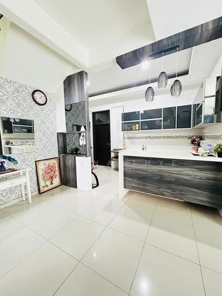 Semi-Detached House for Sale in Taman Impian Emas (Skudai) - Queena Thye - Kitchen - PropertyGuru.com.my